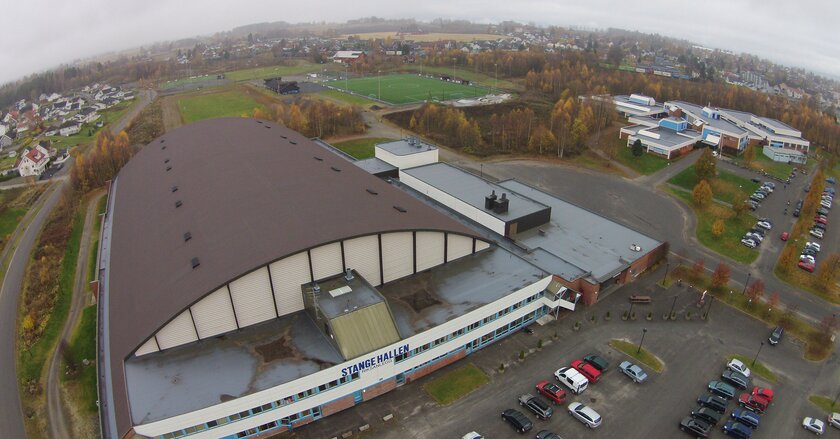 Stangehallen i fugleperspektiv - Klikk for stort bilde